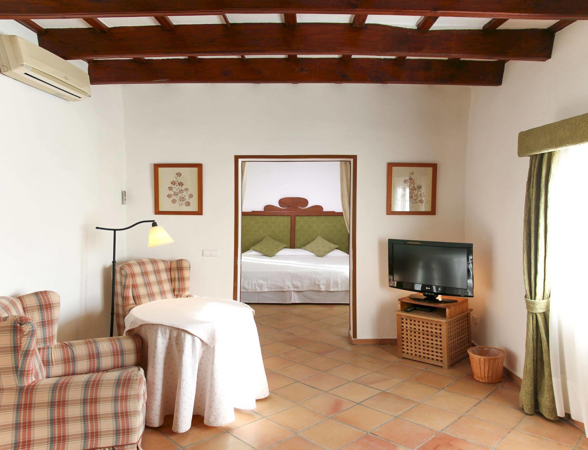 Rural Son Tretze - Adults Only Sant Lluis